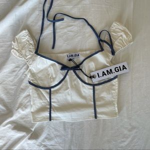 I.AM.GIA top